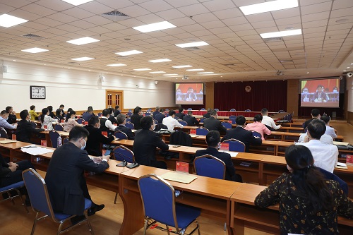 列席人大会议-北会场（罗增堆摄）500.JPG